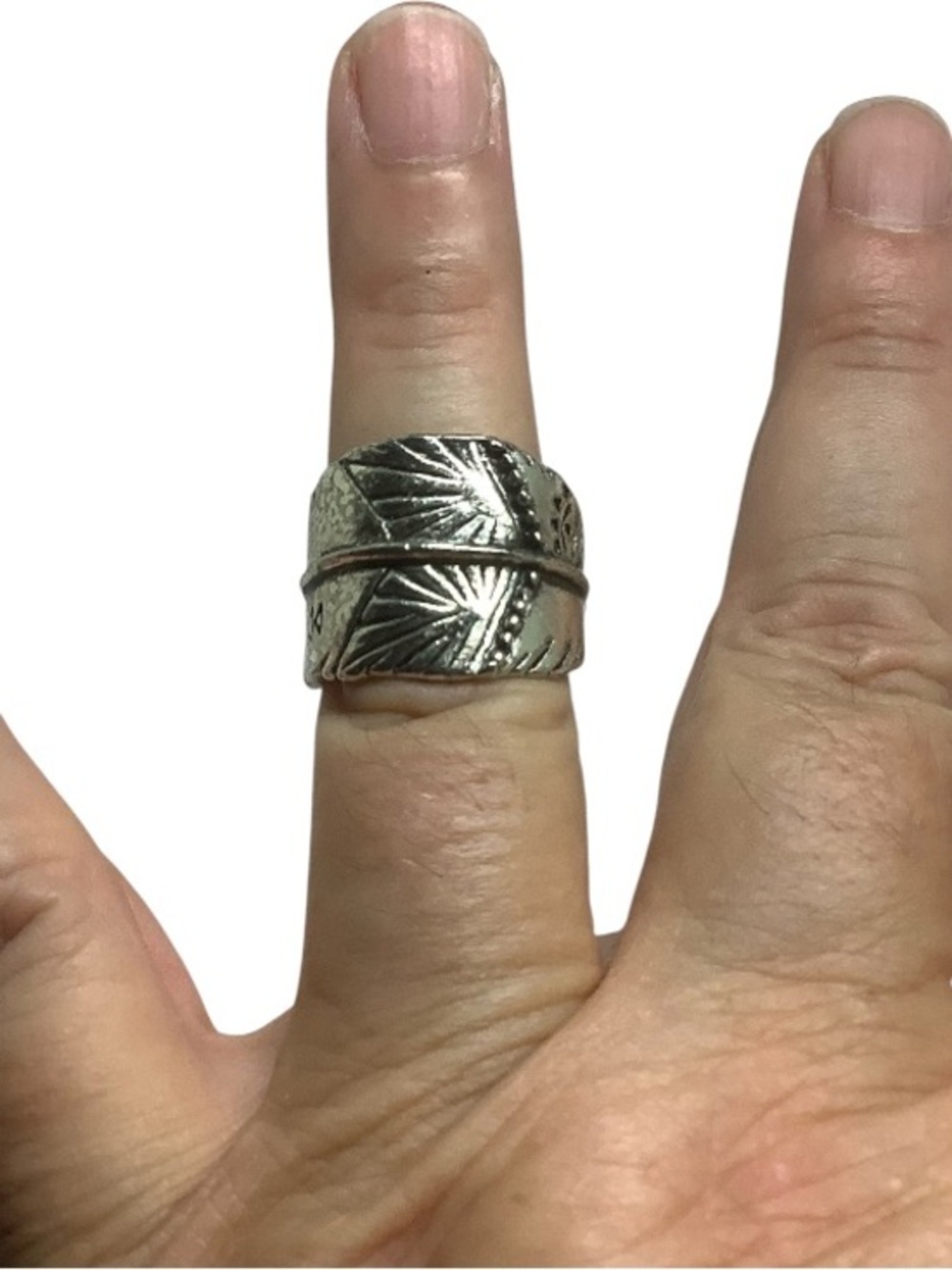 Silver tone unisex Silver Leaf Wrap Ring Size 8